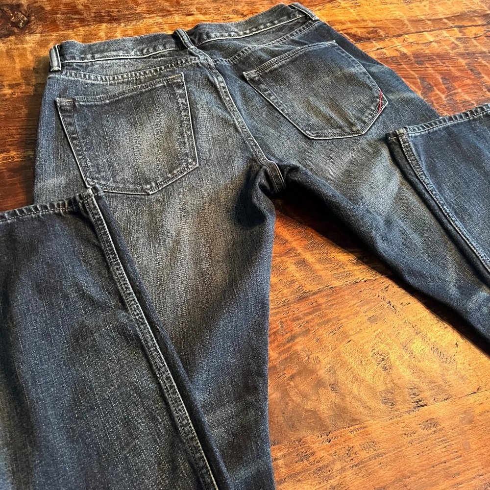 Banana Republic Vintage Straight Jeans 31X34 - Picture 14 of 14